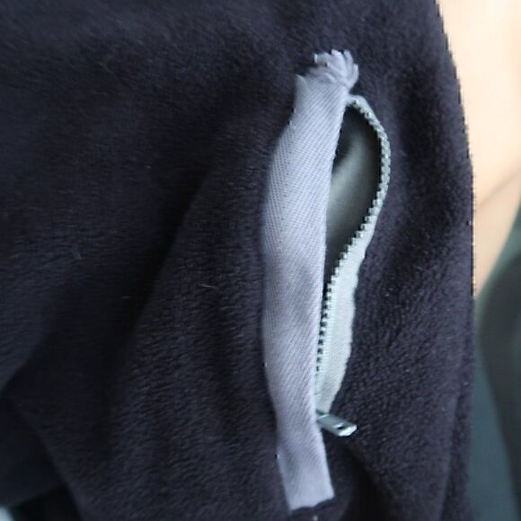 OUTDOOR URBAN TERRAIN BLACK & GREY FLEECE 1/4 ZIP PULLOVER JACKET SIZE LARGE - Picture 9 of 9